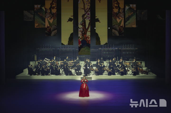 [서울=뉴시스]최경만 구성, 계성원 편곡의 '국악관현악과 호적을 위한 호적풍류'. (사진=국립국악원 제공)