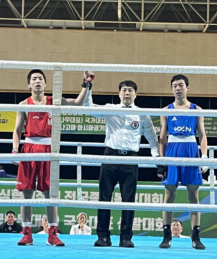 [창원=뉴시스]진해중 배태랑(왼쪽) 선수, 복싱 U15 국가대표 선발.(사진=경남교육청 제공) 2026.03.17.photo@newsis.com *재판매 및 DB 금지