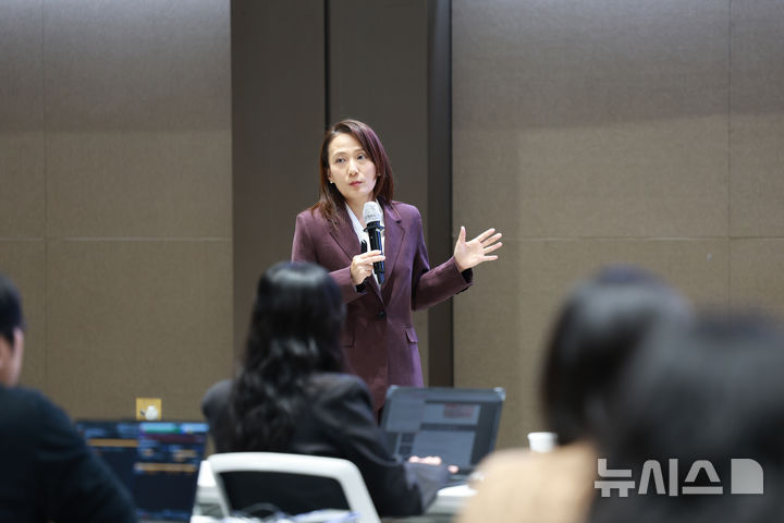 [서울=뉴시스]이수형 한국은행 금융통화위원회(금통위) 위원이 지난 17일 오전 서울 중구 한국은행에서 열린 기자간담회에서 발언하고 있다. (사진 = 한은 제공) 2026.03.17. photo@newsis.com