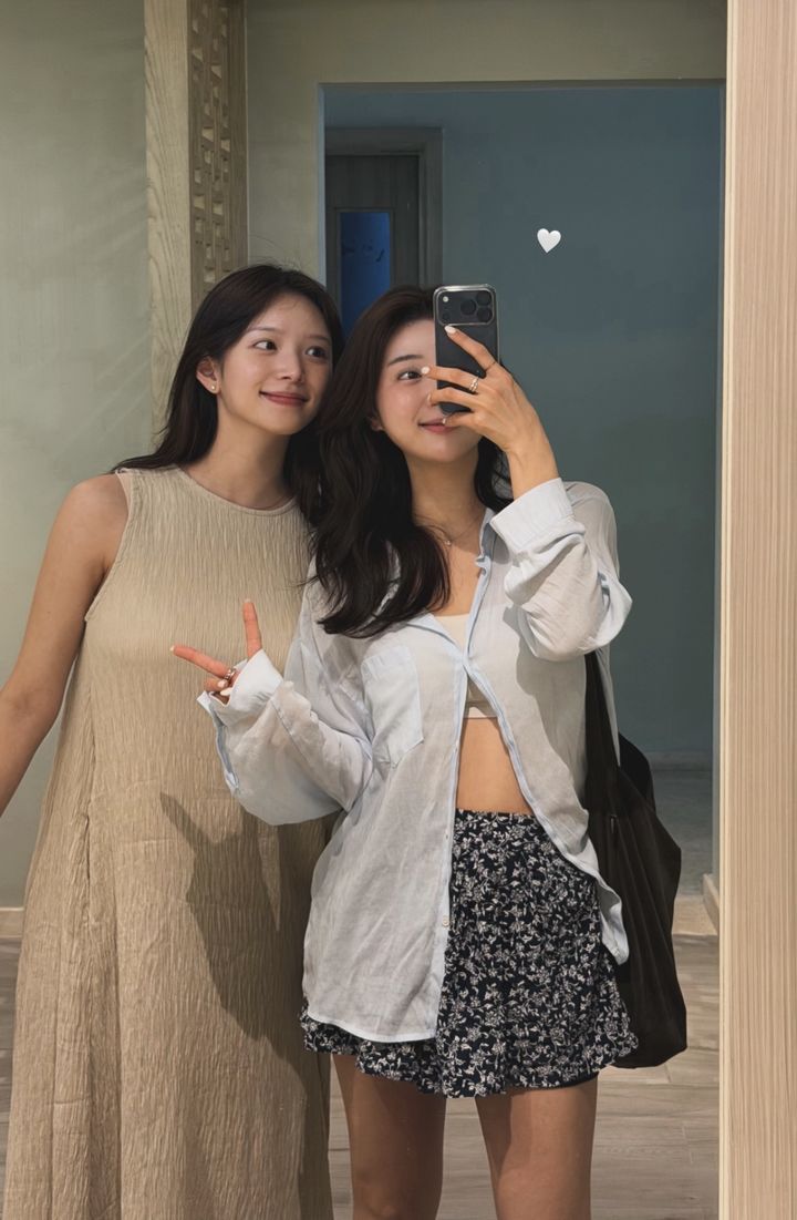 [서울=뉴시스] 인플루언서 김지영(왼쪽). (사진=김지영 인스타그램 캡처) 2026.03.17. photo@newsis.com *재판매 및 DB 금지