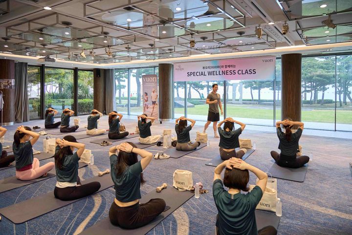 지난해 3월 파라다이스 호텔 부산이 뷰오리와 협업한 ‘소셜 웰니스 클래스’. (사진=파라다이스 호텔 부산) *재판매 및 DB 금지