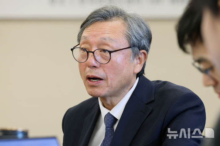 [서울=뉴시스] 박진희 기자 = 이성훈(선화.랑 대표) 한국화랑협회 회장. 2026.03.17. pak7130@newsis.com