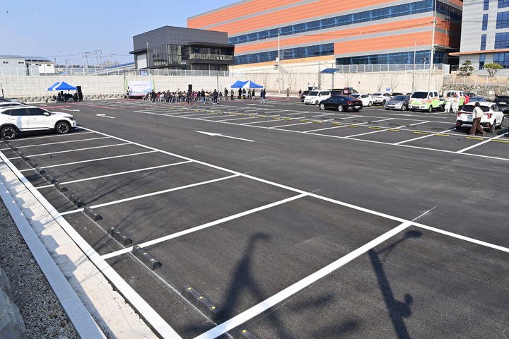 [진주=뉴시스]진주시, 캠핑카 보관 겸용 '공영주차장' 전경.(사진=진주시 제공).2026.03.18.photo@newsis.com *재판매 및 DB 금지