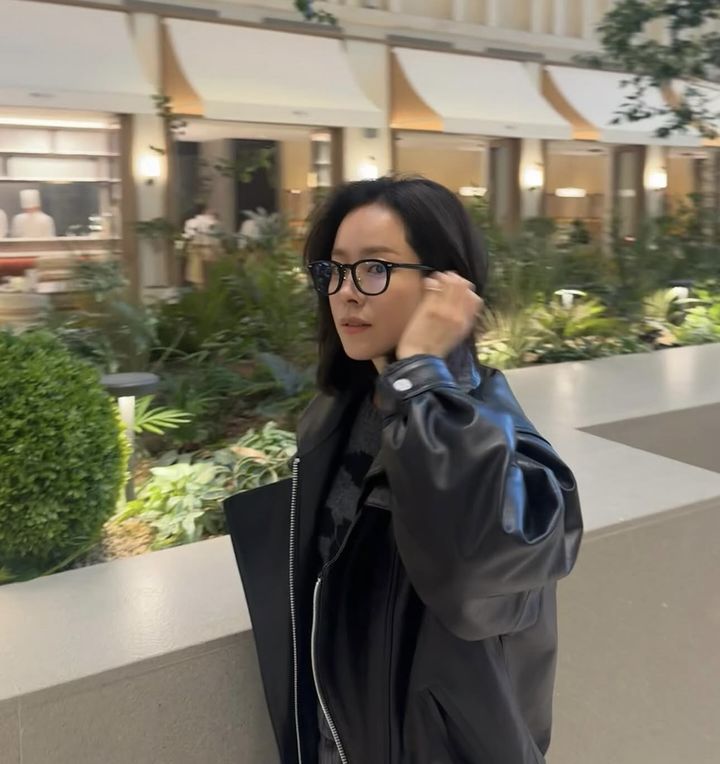 [서울=뉴시스] 배우 한지민. (사진=한지민 인스타그램 캡처) 2026.03.18. photo@newsis.com *재판매 및 DB 금지