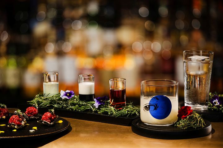 루빅의 방탄소년단 컴백 기념 신메뉴 ‘다이너마이트 샷 플라이트’. (사진=파라다이스) *재판매 및 DB 금지