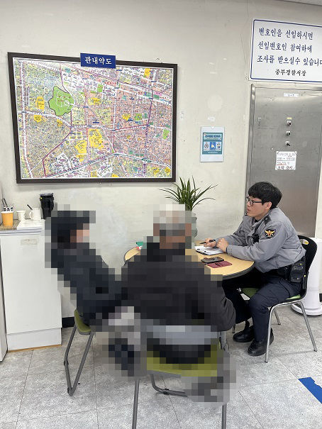 [대구=뉴시스] 서문지구대 상담 장면. (사진=대구 중부경찰서 제공) 2026.03.18. photo@newsis.com *재판매 및 DB 금지