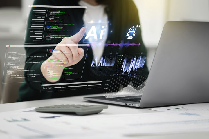 [서울=뉴시스] AI 얼굴 인식 시스템의 오인식으로 잘못 체포됐던 엔지니어 알비 차우두리(26)가 기술 사용 재검토를 주장했다. (사진=유토이미지)