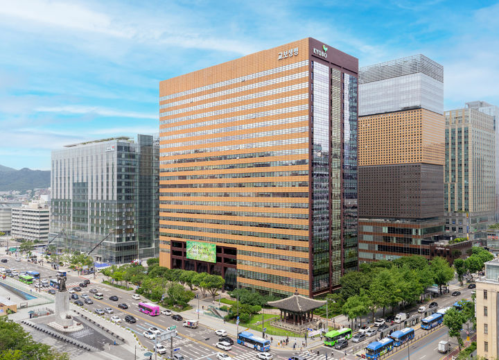 [서울=뉴시스] 교보생명 광화문 사옥. (사진=뉴시스DB) photo@newsis.com *재판매 및 DB 금지