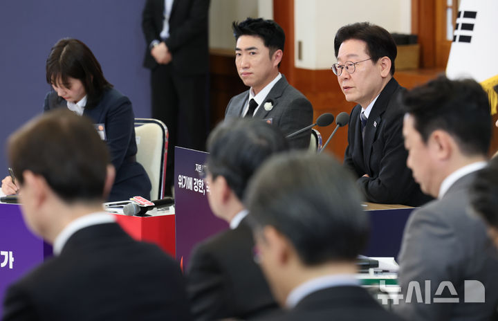 [서울=뉴시스] 고범준 기자 = 이재명 대통령이 18일 청와대에서 열린 자본시장 안정과 정상화 간담회에서 발언하고 있다. (청와대통신사진기자단) 2026.03.18. bjko@newsis.com