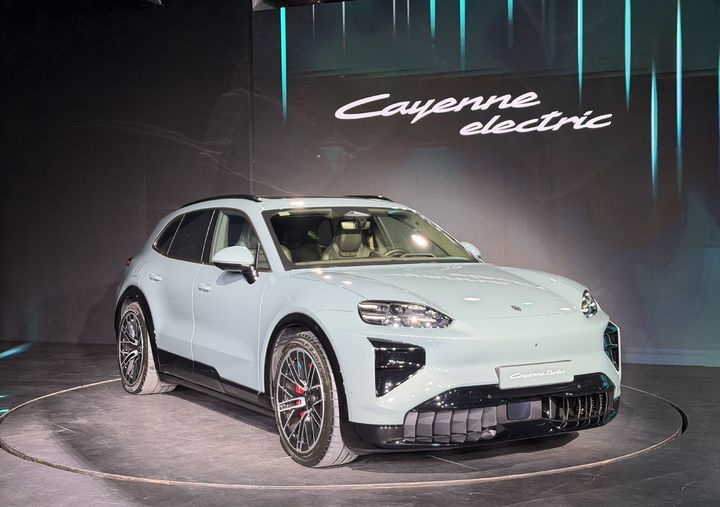 [서울=뉴시스] 김민성 기자 = 포르쉐코리아가 19일 오전 서울 광진구에서 기자간담회를 열고 '카이엔 일렉트릭'을 소개했다. 행사장에 마련된 '카이엔 일렉트릭' 모습. 2026.03.19. kms@newsis.com. *재판매 및 DB 금지