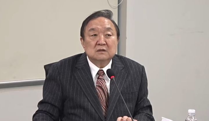 [서울=뉴시스]정대철 대한민국헌정회장이 18일 국회 의원회관에서 열린 '삼권분립과 의회민주주의' 세미나에서 발언을 하고 있다. 사진 나경원TV 유튜브 화면 캡처 *재판매 및 DB 금지