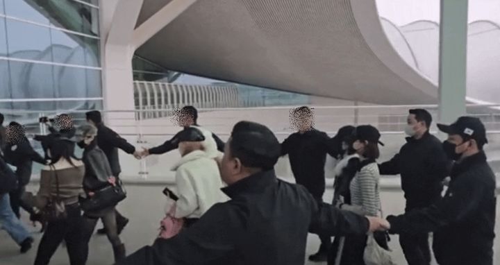 [서울=뉴시스] 하츠투하츠 공항. (사진 = 엑스(X) 캡처) 2026.03.19. photo@newsis.com *재판매 및 DB 금지