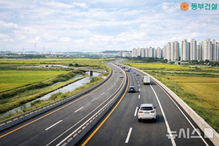 [서울=뉴시스] 계양~강화 고속국도 건설공사(제3공구) 조감도. (자료= 동부건설 제공) 