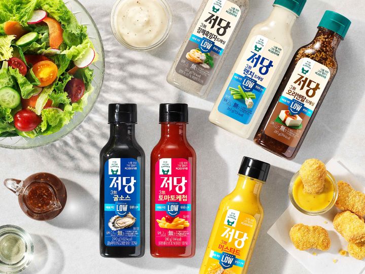 [서울=뉴시스] 삼립의 웰니스 브랜드 '피그인더가든'이 '저당 소스 및 드레싱' 라인업을 선보였다.(사진=삼립) *재판매 및 DB 금지