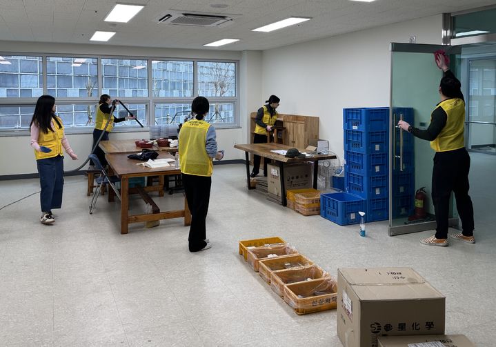 [창원소식]경남로봇재단 봉사단 'GRF 나누미' 첫 정기 봉사 등