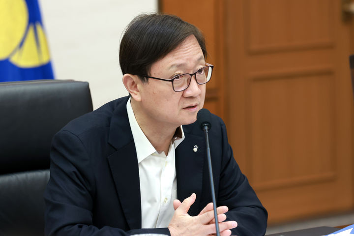 이찬진 금융감독원장이 20일 소비자위험대응협의회 첫 회의를 열고 안건을 논의하고 있다. (사진=금융감독원 제공) *재판매 및 DB 금지