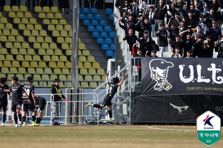 [서울=뉴시스] 프로축구 K리그2 성남FC의 황석기. (사진=한국프로축구연맹 제공) 2026.03.21. photo@newsis.com *재판매 및 DB 금지