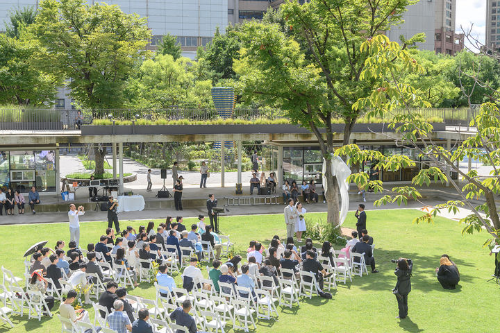 [서울=뉴시스] 지난해 9월 오목공원에서 열린 야외결혼식 전경. 2026.03.22. (사진=양천구 제공) *재판매 및 DB 금지