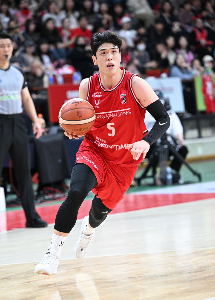 [서울=뉴시스] 프로농구 안양 정관장의 변준형. (사진=KBL 제공) *재판매 및 DB 금지