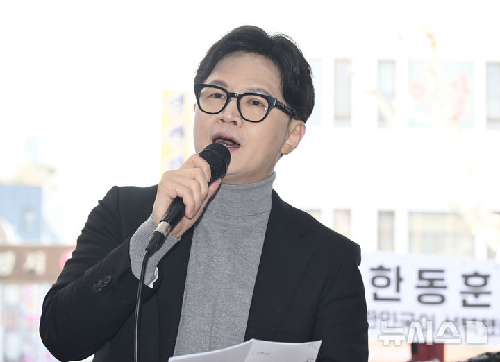 한동훈-홍준표 탈영병 공방, 보수 진영 분열의 진짜 이유와 향후 시나리오 분석