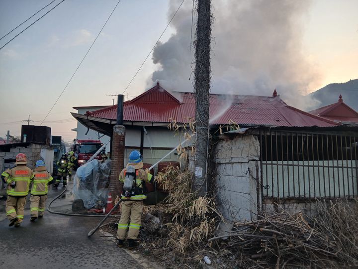 강화군 하점면 단독주택 화재현장. (사진=인천소방본부 제공) *재판매 및 DB 금지