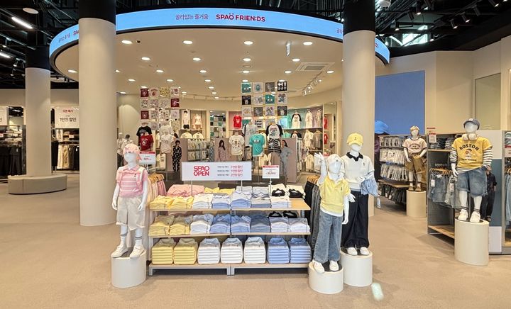 [서울=뉴시스] 이랜드 스파오, 롯데프리미엄아울렛 김해점 (사진=스파오 제공) 2026.03.23. photo@newsis.com *재판매 및 DB 금지