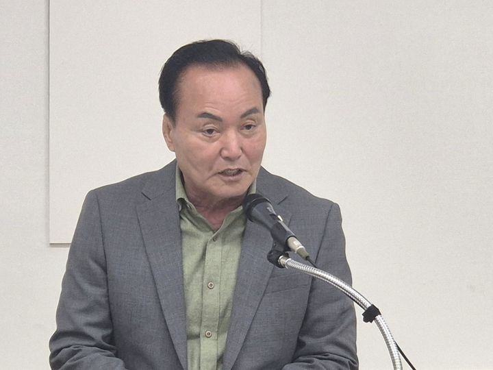 [청주=뉴시스[] 임선우 기자 = 김현기 청주시의회 의장이 23일 시청 브리핑룸에서 6·3 지방선거 불출마를 선언하고 있다. 2026.03.23. photo@newsis.com *재판매 및 DB 금지