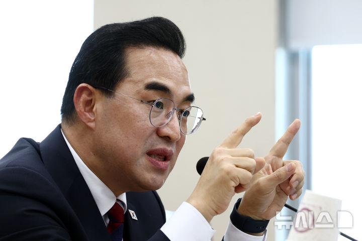 [서울=뉴시스] 고승민 기자 = 박홍근 기획예산처 장관 후보자가 23일 서울 여의도 국회에서 열린 재정경제기획위원회의 인사청문회에서 의원 질의에 답하고 있다. 2026.03.23. kkssmm99@newsis.com