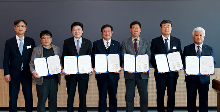 [곡성=뉴시스] 전남 곡성군 농어촌 기본소득 업무협약. (사진=곡성군 제공) 2026.03.23. photo@newsis.com&nbsp; *재판매 및 DB 금지