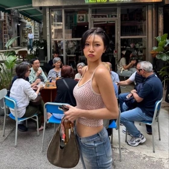 [서울=뉴시스]화사(사진=SNS 캡처) 2026.03.24. hoto@newsis.com *재판매 및 DB 금지