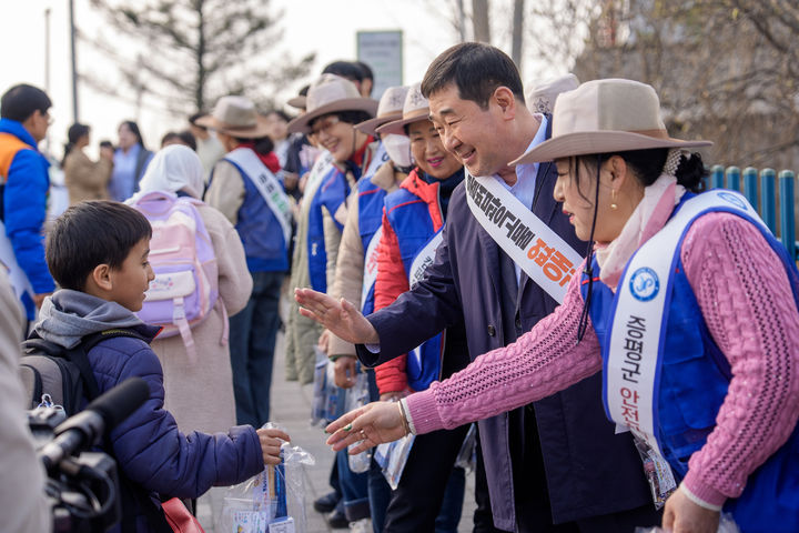 [증평소식]군, 삼보초서 개학기 안전 캠페인 등
