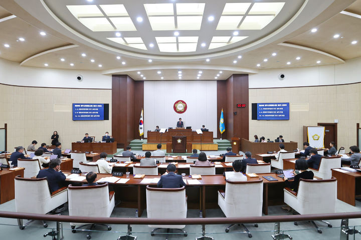 [원주=뉴시스] 제264회 원주시의회 임시회 제2차 본회의 폐회. (사진=원주시 제공) 2026.03.24. photo@newsis.com *재판매 및 DB 금지