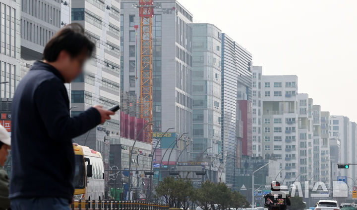 부동산 시장이 심상치 않습니다, 전세와 청약 그리고 증여 트렌드 핵심 분석