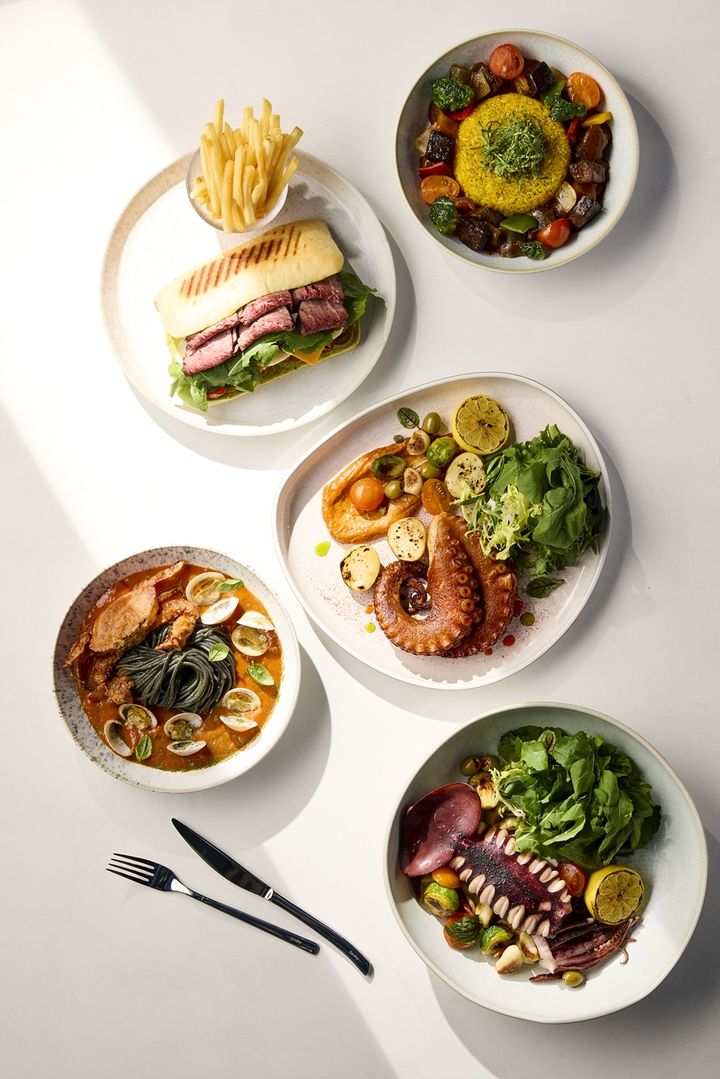 [서울=뉴시스] 조선호텔앤리조트는 캐쥬얼 다이닝 레스토랑 '자주 테이블'이 리뉴얼 오픈했다고 밝혔다. (사진=조선호텔앤리조트 제공) *재판매 및 DB 금지