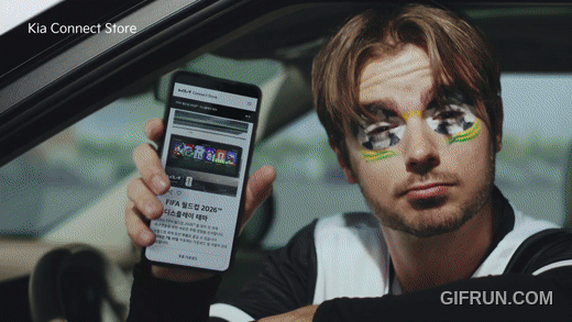 [서울=뉴시스] 기아가 6월 열리는 북중미 월드컵을 앞두고 국가별 디스플레이 테마를 출시한다고 25일 밝혔다. (사진=기아 유튜브) 2026.3.25. photo@newsis.com *재판매 및 DB 금지