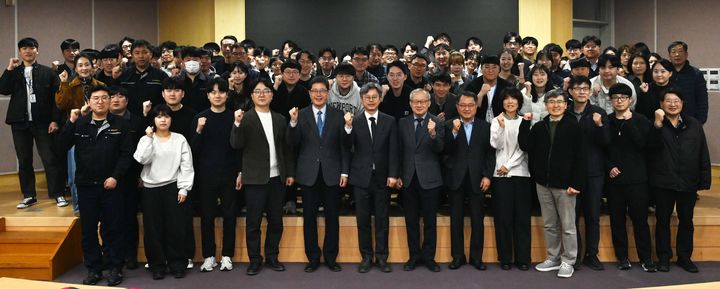 [경남소식]창원상의, 부산국세청장 초청 간담회 등