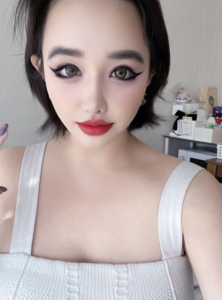 [서울=뉴시스] 박봄. (사진 = 인스타그램 캡처) 2026.03.25. photo@newsis.com *재판매 및 DB 금지