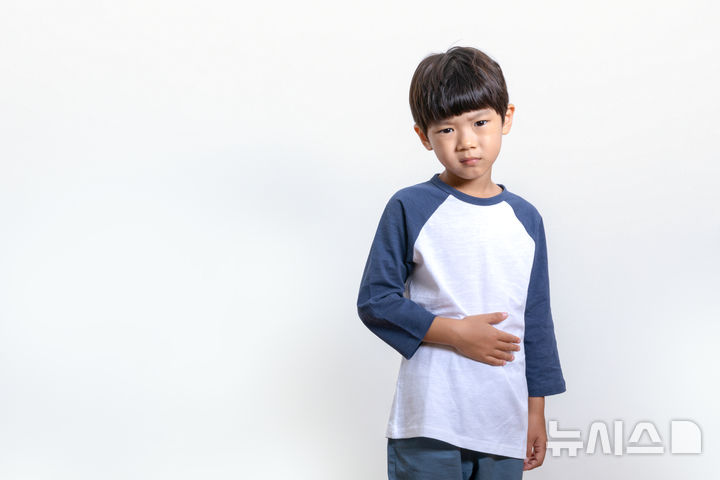 [서울=뉴시스] 크론병은 입에서 항문까지 소화관 전체에 걸쳐 어느 부위에서든 발생할 수 있는 만성 염증성 장질환이다. (사진= 유토이미지 제공)