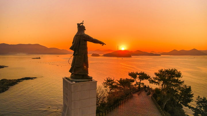 [통영=뉴시스] 이순신 장군 동상. (사진=뉴시스 DB). photo@newsis.com *재판매 및 DB 금지