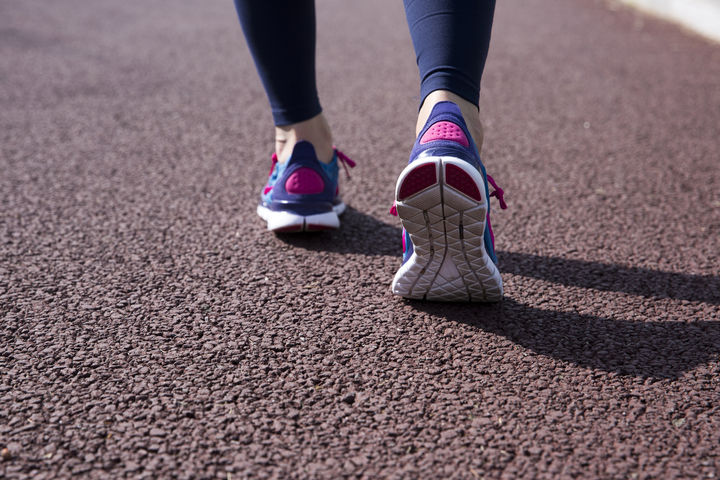 [서울=뉴시스] 중국의 마라톤 대회에서 '다리 찢기' 등 민폐 행동을 저지른 남녀 두 명이 징계받았다. (사진=유토이미지) *재판매 및 DB 금지
