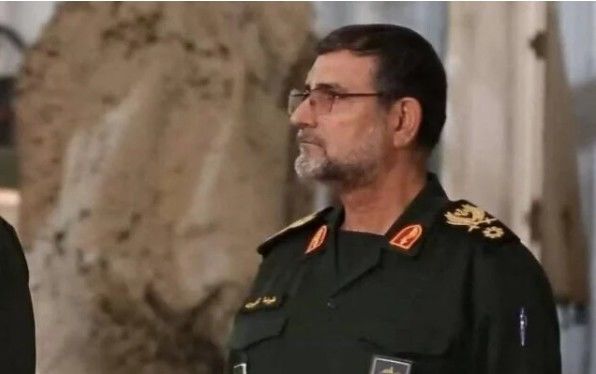 [서울=뉴시스]이스라엘군이 26일 이란 이슬람 혁명수비대 해군사령관 알리레자 탕시리(사진)를 살해했다고 이스라엘 국영 언론이 보도했다. 이스라엘군은 탕시리가 호르무즈 해협 폐쇄에 책임이 있다고 주장했다. <사진 출처 : 타임스 오브 이스라엘> 2026.03.26.