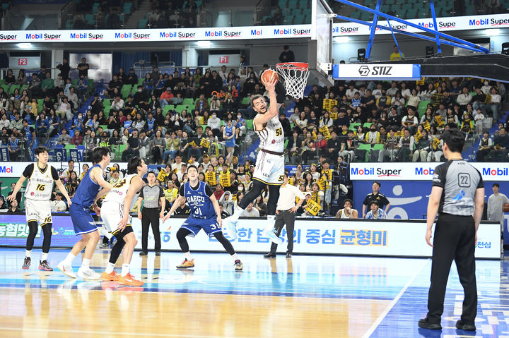 [서울=뉴시스] 프로농구 창원 LG의 아셈 마레이. (사진=KBL 제공) 2026.03.26. photo@newsis.com *재판매 및 DB 금지