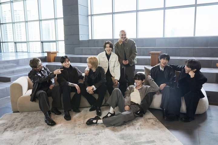 [서울=뉴시스] 방탄소년단 & 제인 로우. (사진 = 애플 뮤직 제공) 2026.03.27. photo@newsis.com *재판매 및 DB 금지