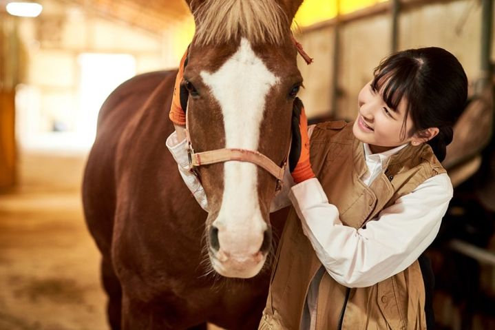[평창=뉴시스] 학생 승마 체험. (사진=평창군 제공) 2026.03.27. photo@newsis.com *재판매 및 DB 금지