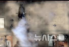 [서울=뉴시스]27일(현지시각) 사우디 아라비아의 술탄 미군기지를 이란이 미사일과 드론으로 공격해 미군 병사 여러 명이 부상하고 공중 급유기 여러 대가 손상됐다. (출처=스레드) 2026.3.28.