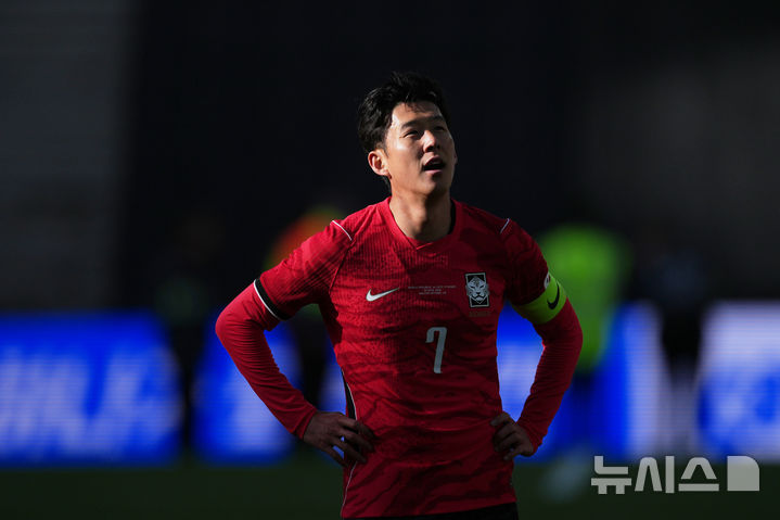 [밀턴케인스=AP/뉴시스] 한국 남자 축구 대표팀의 손흥민. 2026.03.28.