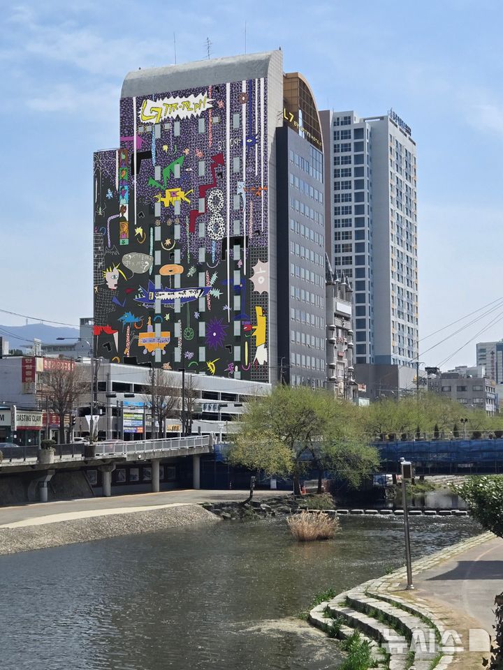 [광주=뉴시스] 광주 동구 'L7 충장 바이 롯데호텔 전경