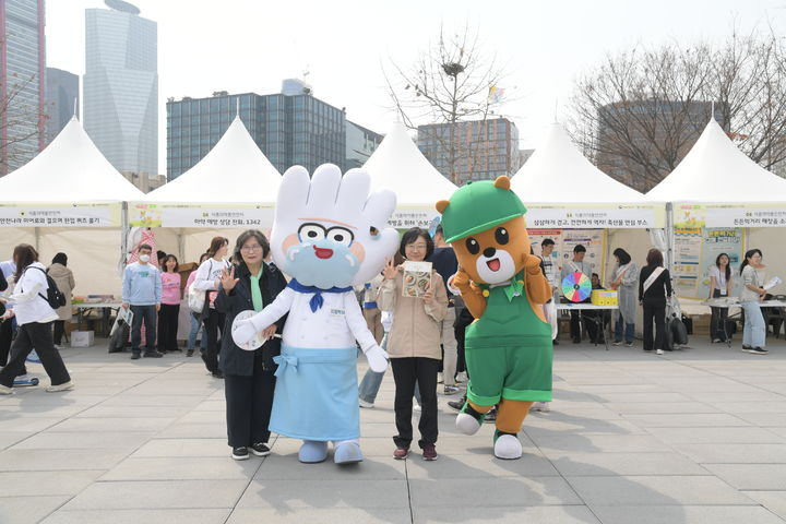 [서울=뉴시스] 식품의약품안전처는 오는 31일 삼삼한 데이를 맞아 여의도 한강공원에서 '삼삼한 걷기' 행사를 개최했다고 29일 밝혔다. (사진=식약처 제공) 2026.03.29. photo@newsis.com *재판매 및 DB 금지