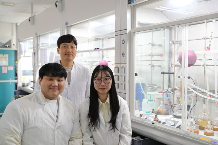 *재판매 및 DB 금지