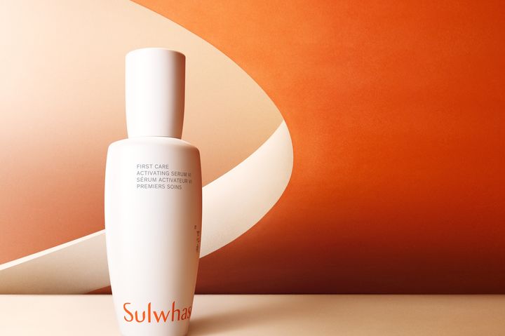 [서울=뉴시스] 2026 설화수 윤조에센스 캠페인 윤조에센스 제품 이미지 (사진=아모레퍼시픽 제공) 2026.03.30. photo@newsis.com *재판매 및 DB 금지